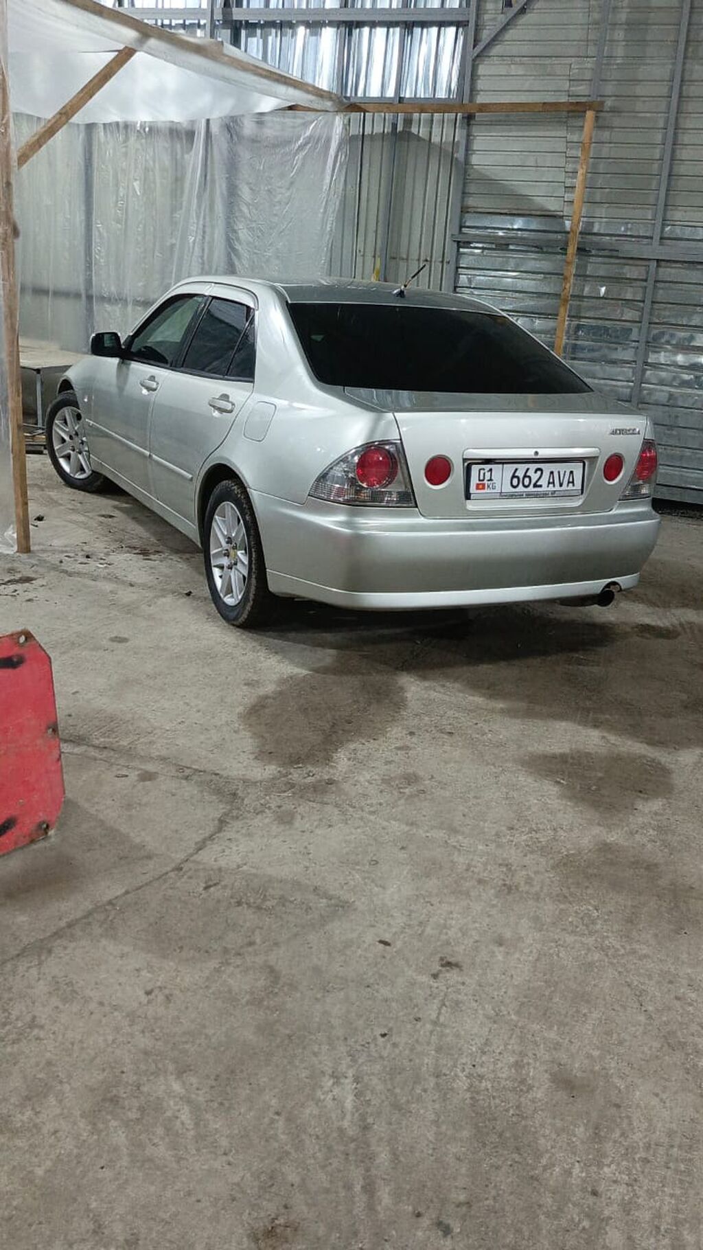 Lexus IS
