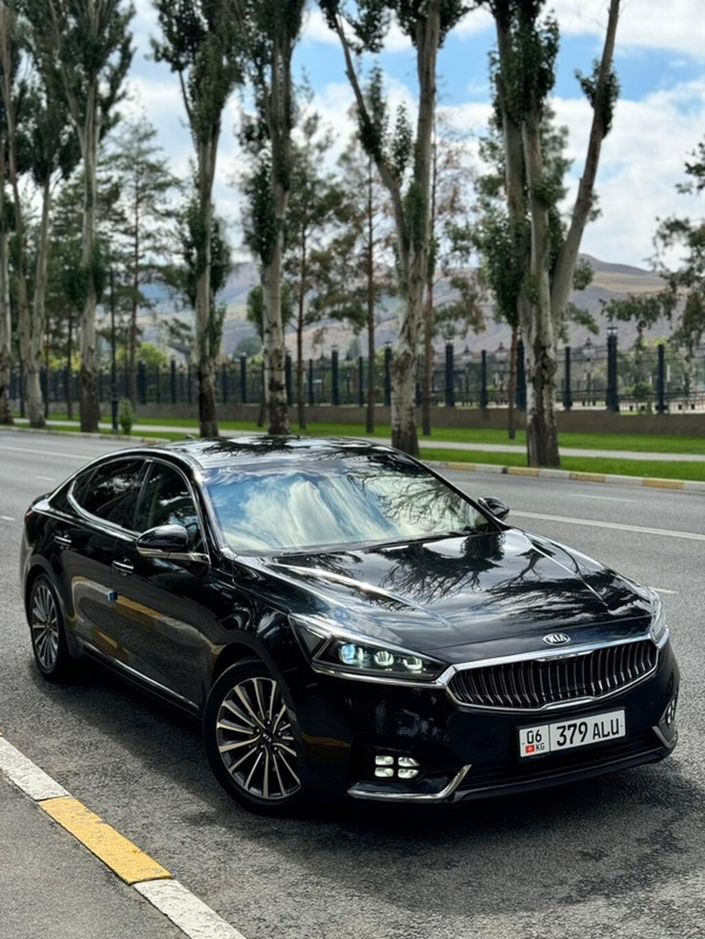 Kia Cadenza
