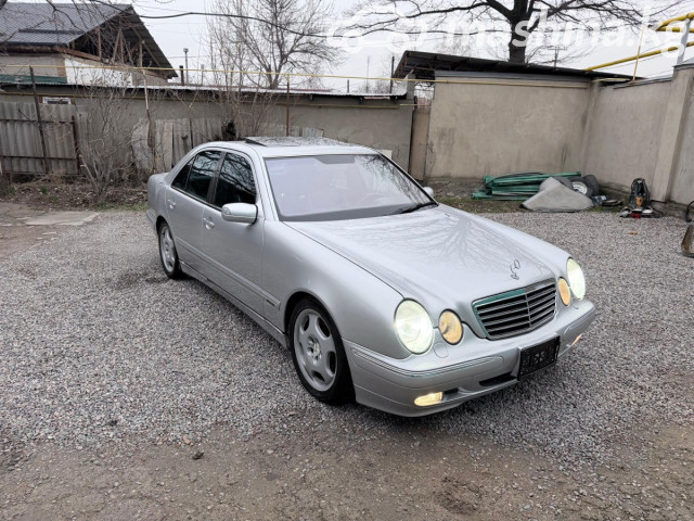 Mercedes-Benz E-Класс