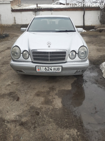 Mercedes-Benz E-Класс