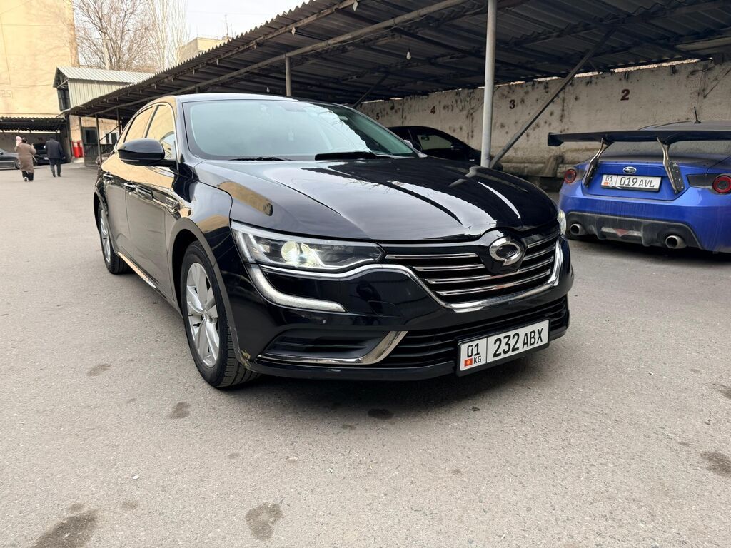 Renault SM6