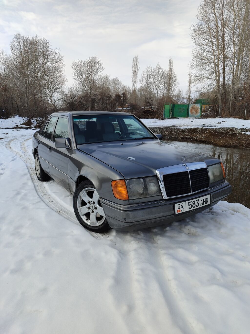 Mercedes-Benz W124