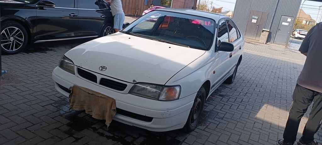 Toyota Carina E