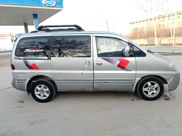 Hyundai Starex (H-1)