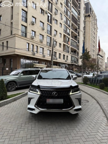 Lexus LX