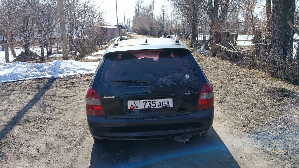 Mazda 323
