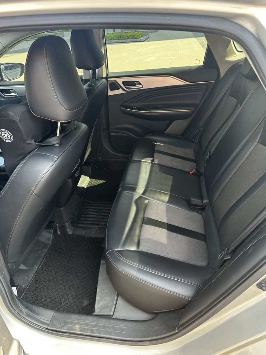 GAC Aion S — электрический седан - Кузов