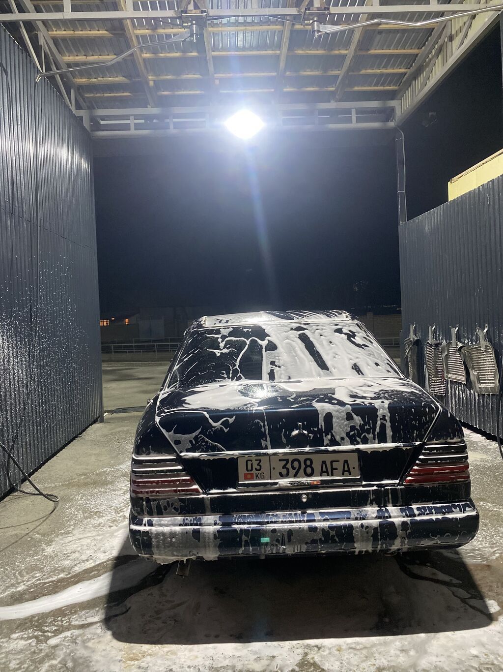 Mercedes-Benz W124