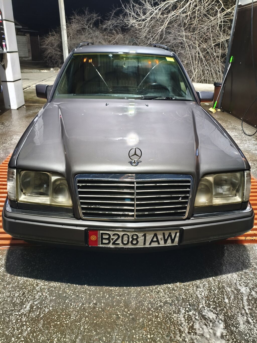 Mercedes-Benz W124
