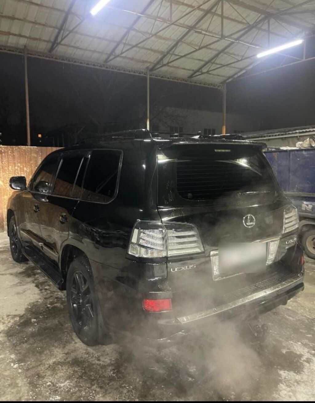Lexus LX