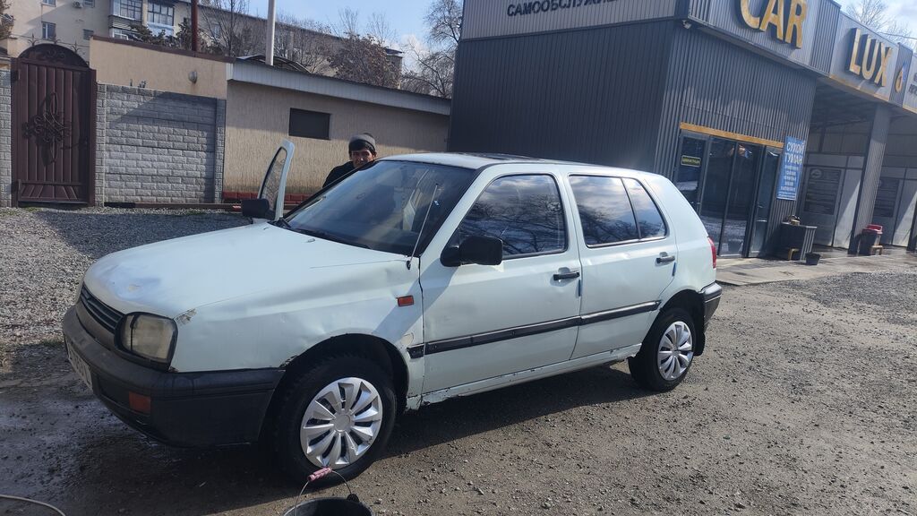 Volkswagen Golf