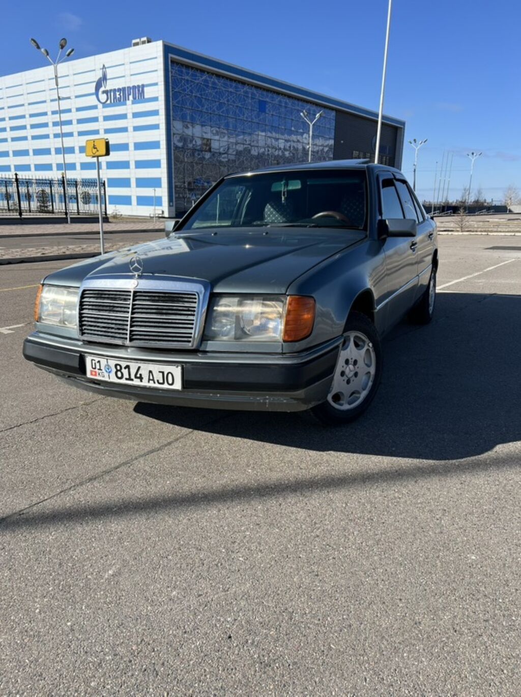 Mercedes-Benz W124