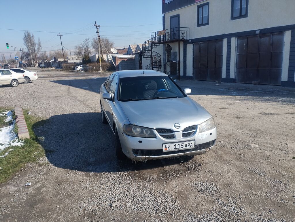 Nissan Almera