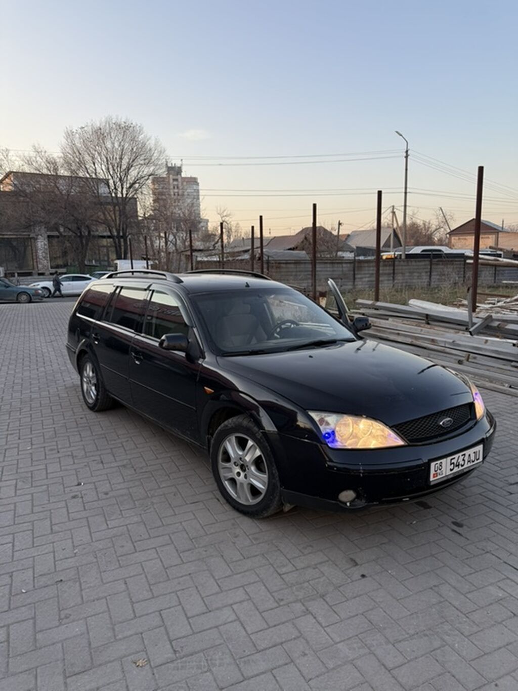 Ford Mondeo
