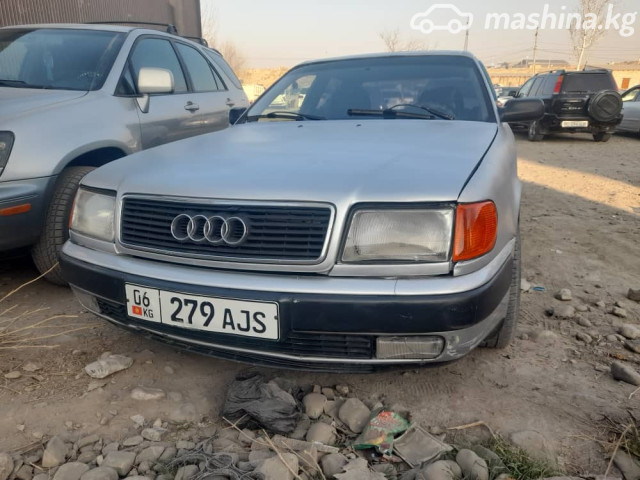 Audi 100