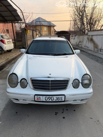 Mercedes-Benz E-Класс