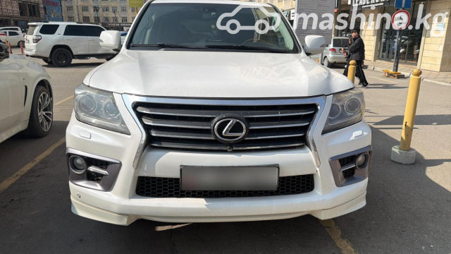 Lexus LX