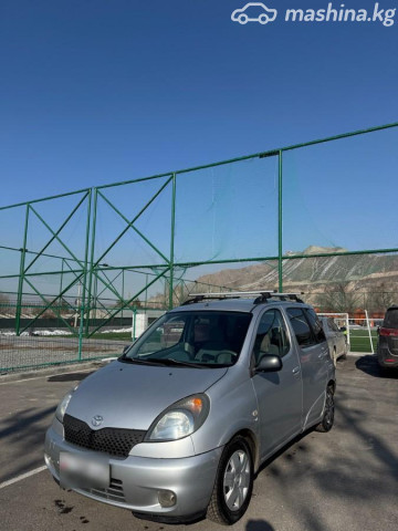 Toyota Yaris Verso