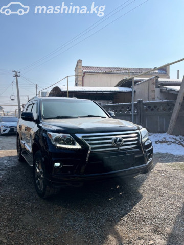 Lexus LX