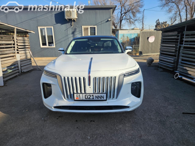 Hongqi E-HS9
